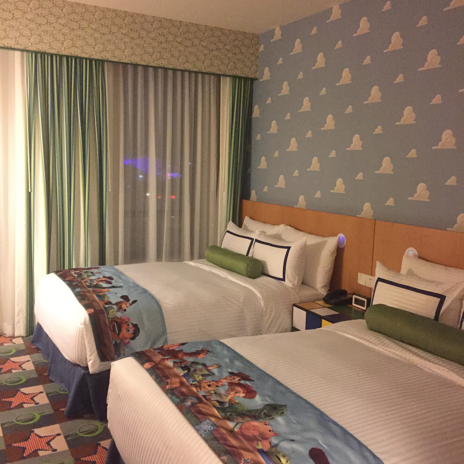 toepsshanghaidisneyland-16